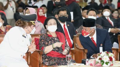 Megawati Hadiri Pelantikan Walkot Semarang, Ganjar; Ini Suntikan Semangat Kerja Bagi Kader    